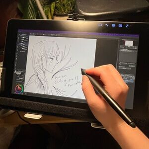 BUNDLE — Cintiq Pro 13 + Ergotron Arm + Suptek Laptop Tray